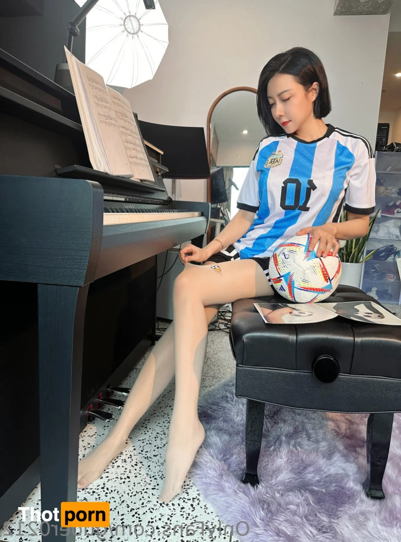 guoervictoria 15693232