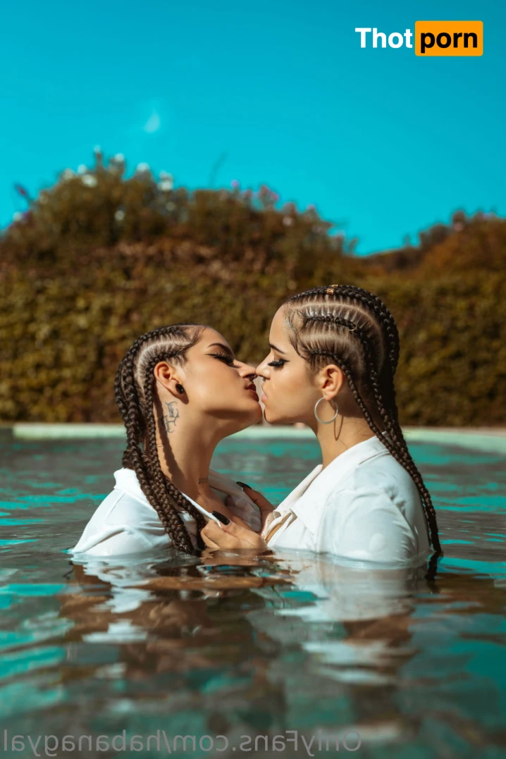 Bad fame hoe😈 15561173