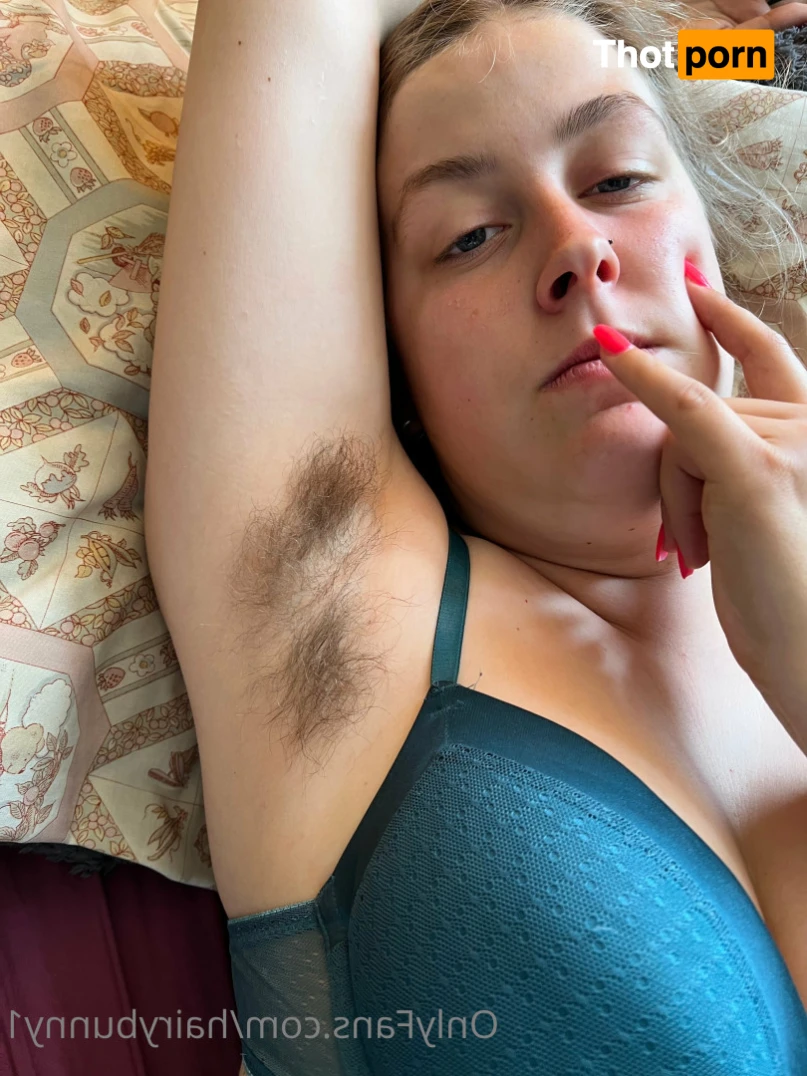 Hairy bunny 15557835