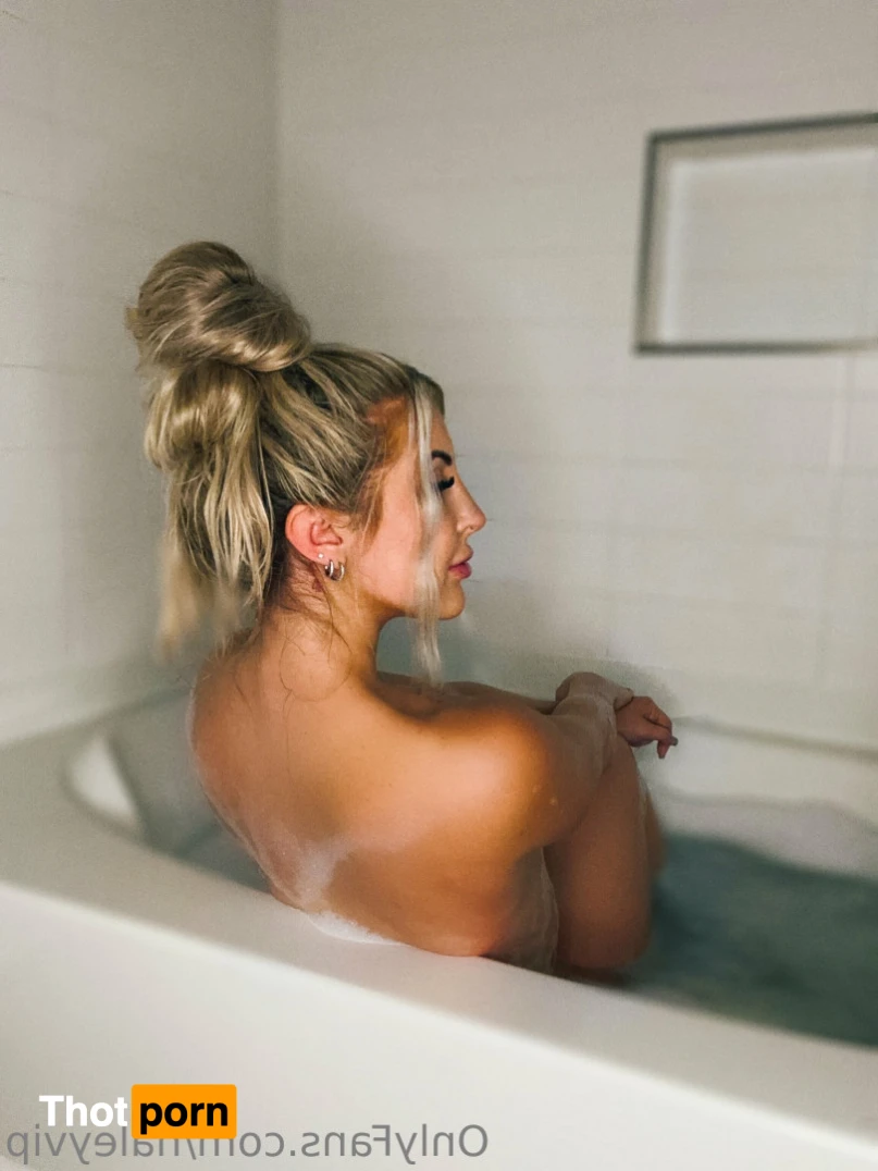 Home wrecker Haley 🫶🏼💕🙈 15556947