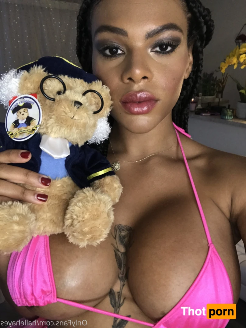 Goddess Halle Hayes 15555609