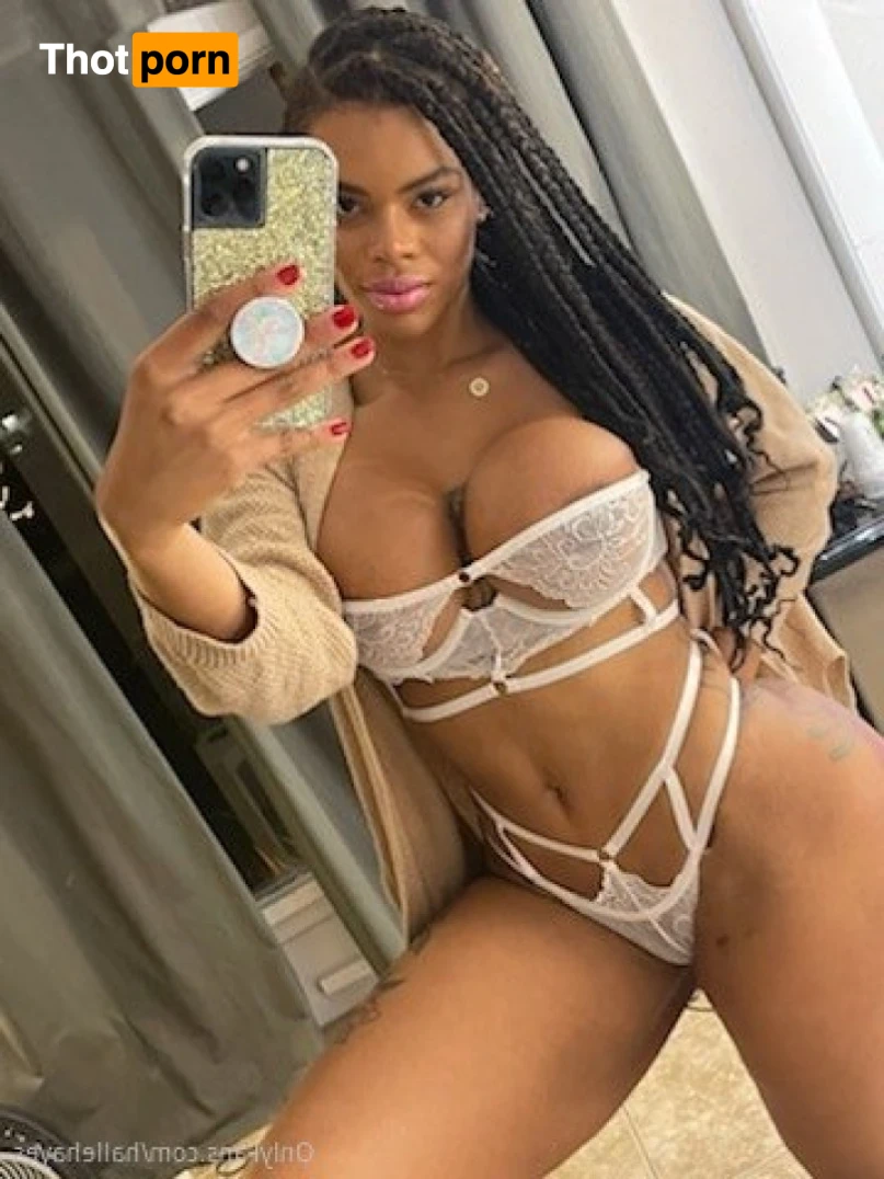 Goddess Halle Hayes 15555709