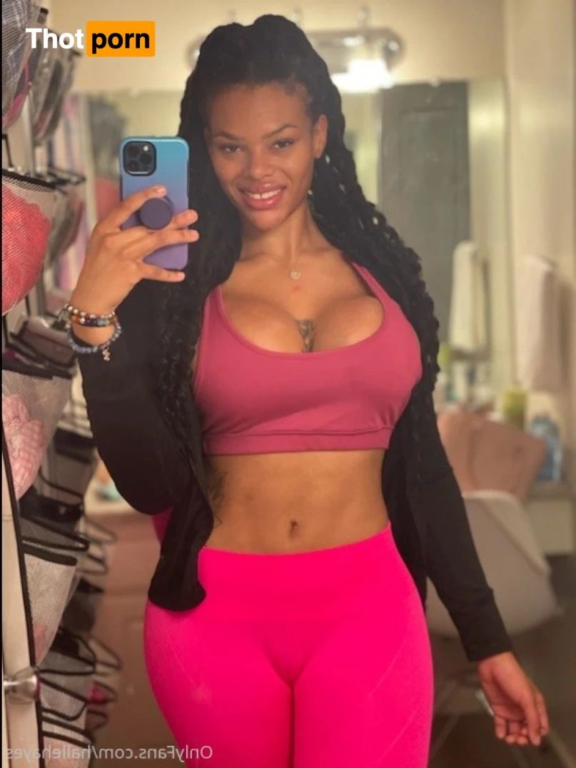 Goddess Halle Hayes 15556103