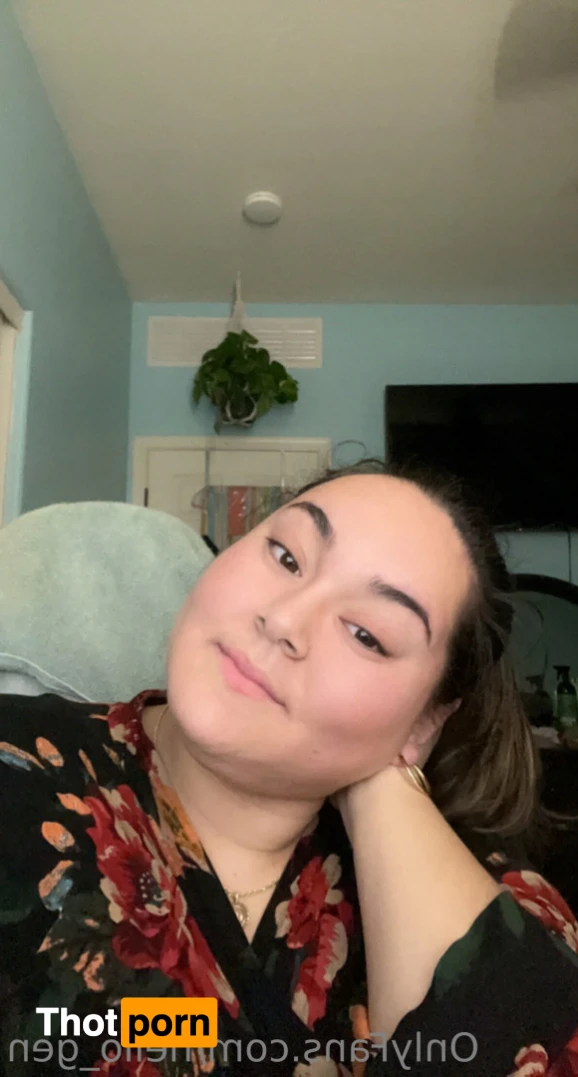 Genni Reyes 15332761