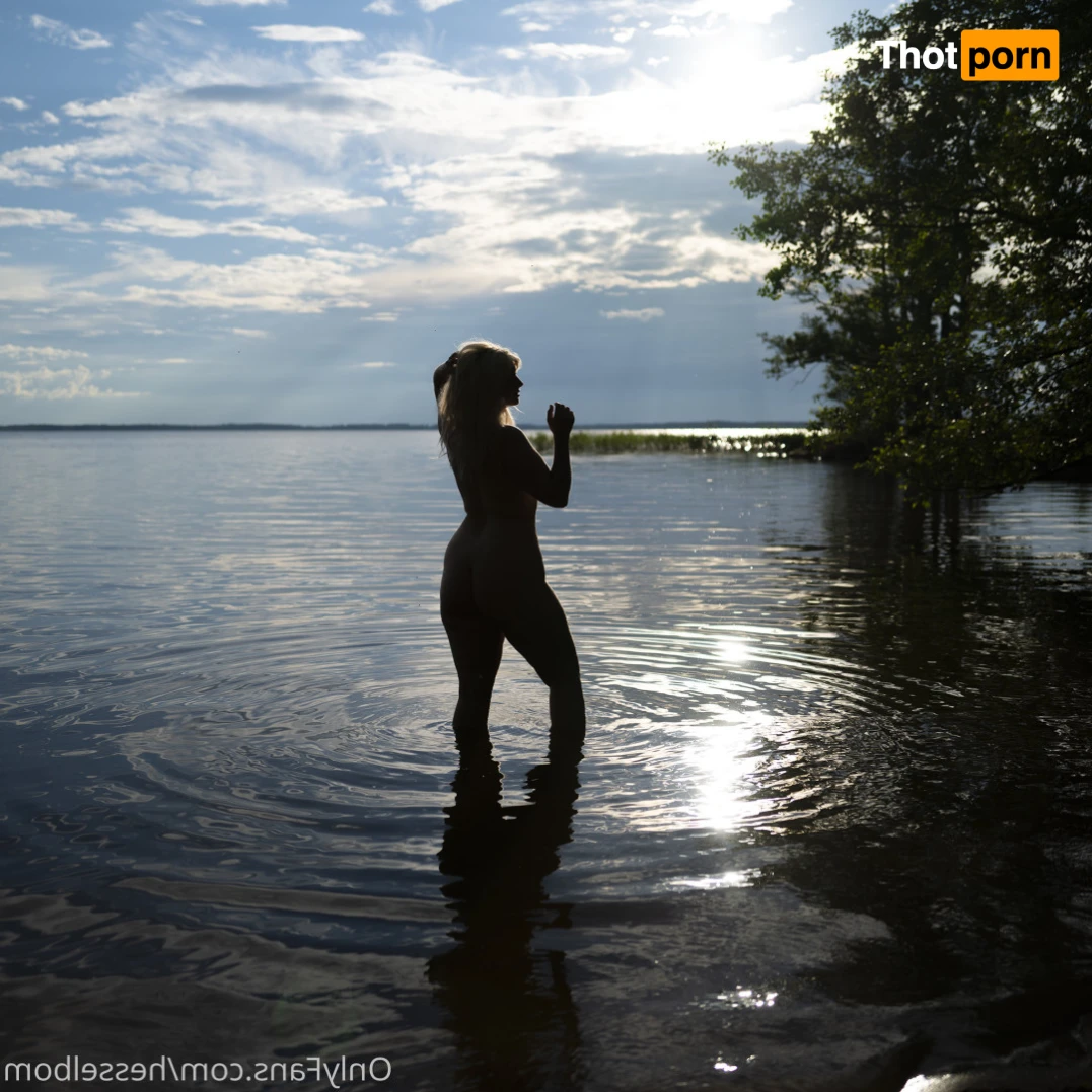 Lova Hesselbom 15321468