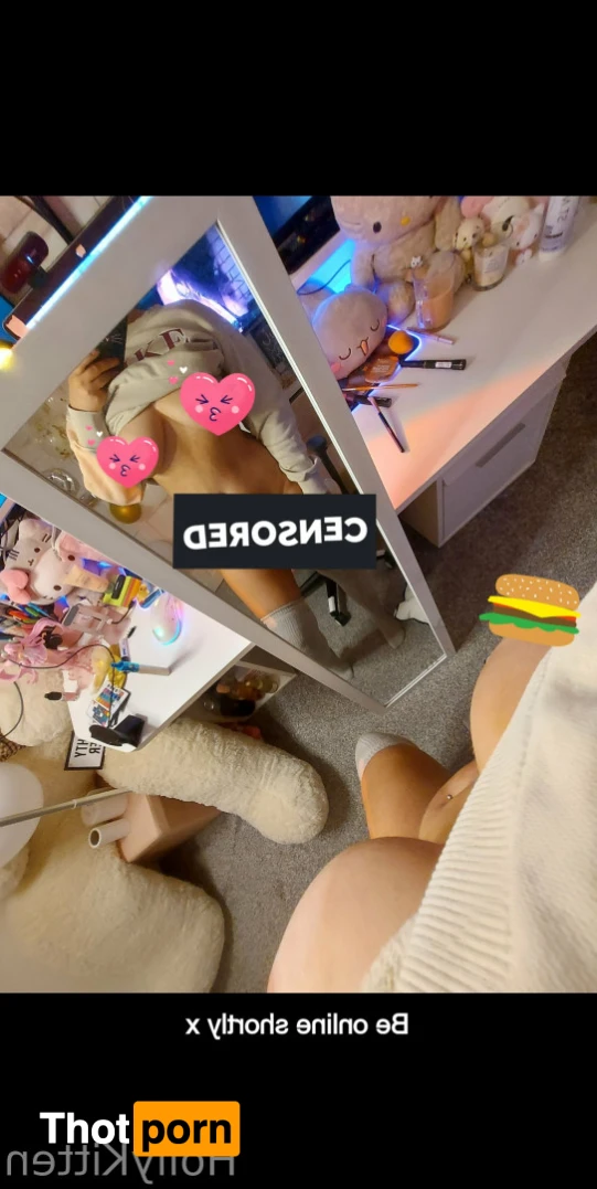 hollykittenn 15042840