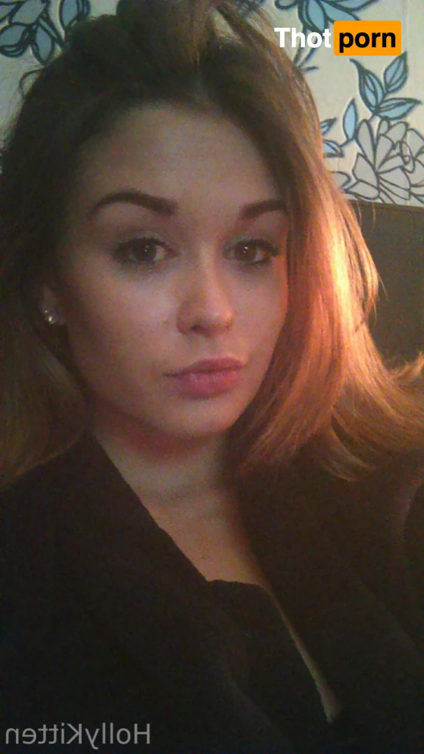 hollykittenn 15042950