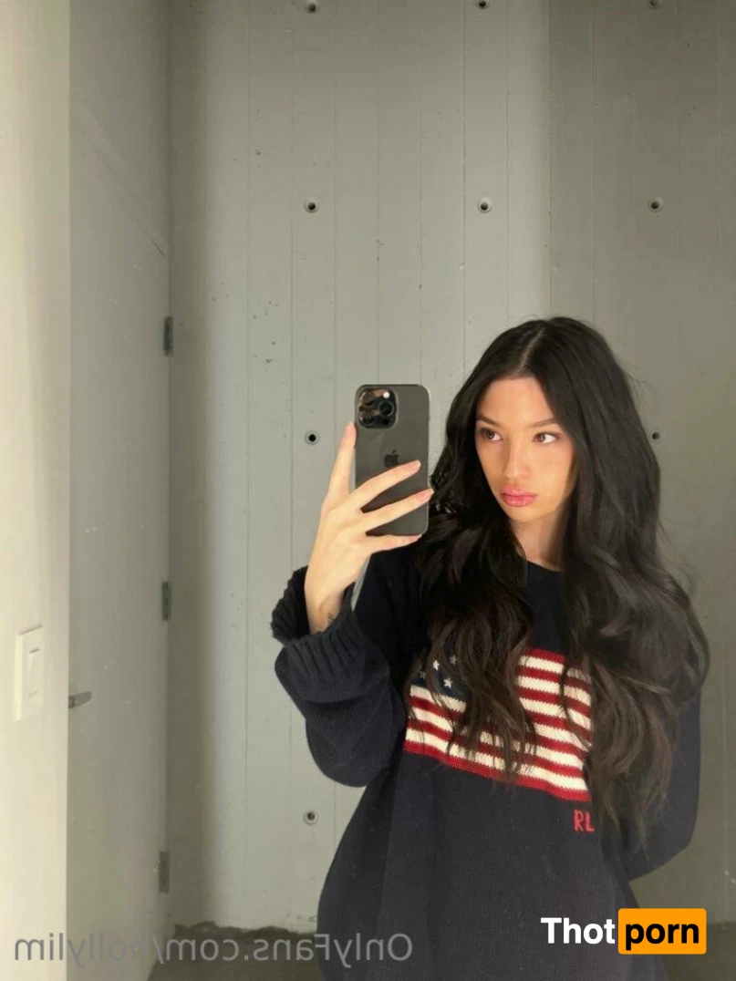 💘 Holly Lim 15042486