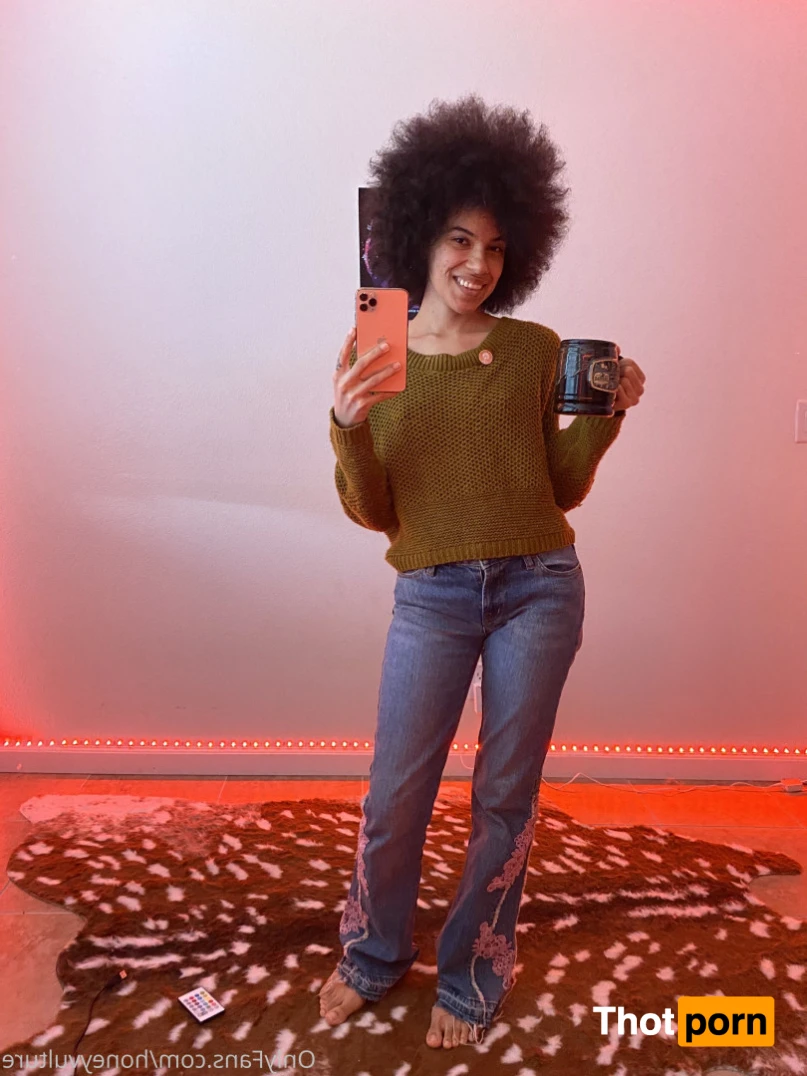 HoneyVulture 14680316