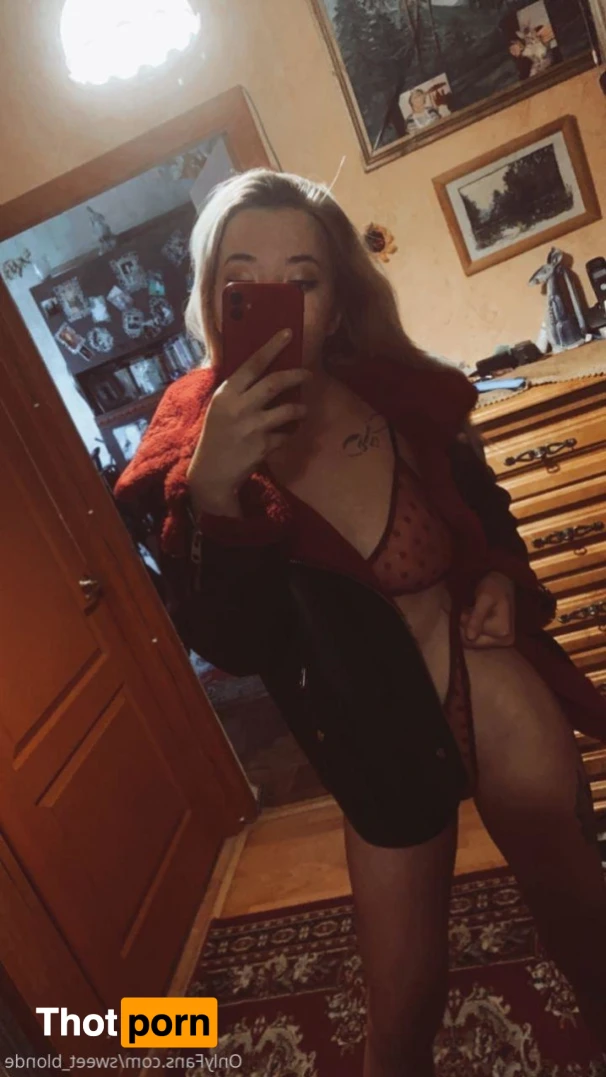 Hot Blonda😈 14632036