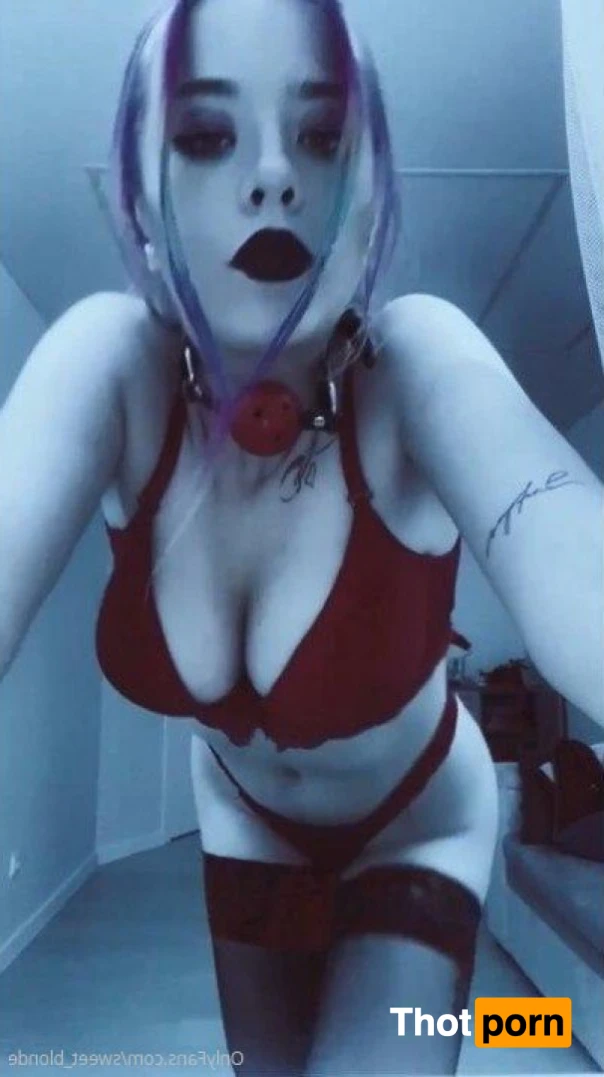 Hot Blonda😈 14632366