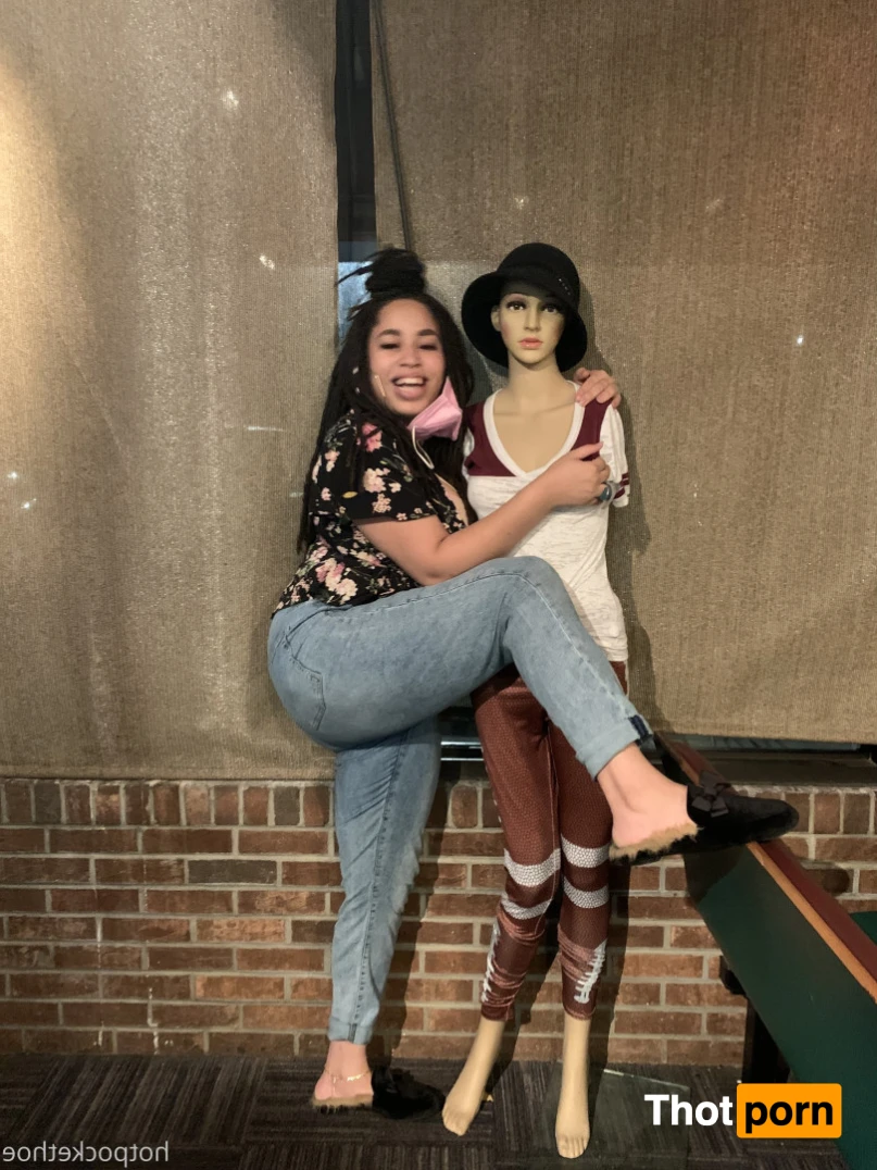 retired 😴 14586993