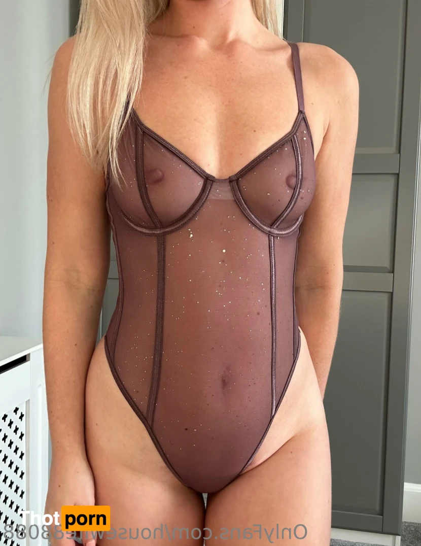 Laura Rose 🌹 14566304