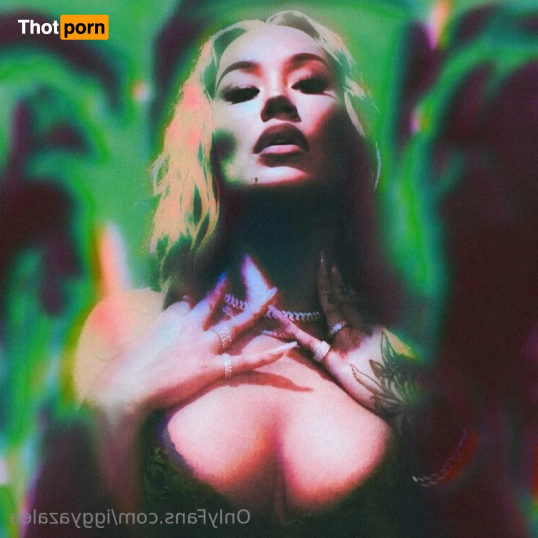 Iggy Azalea 14509717