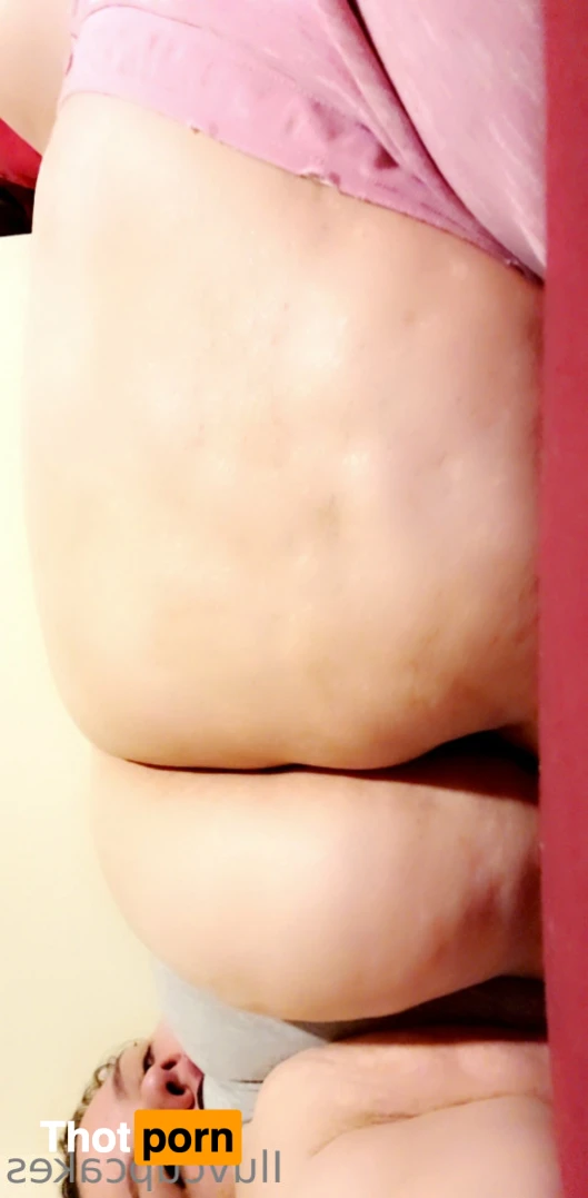 Iluvcupcakes 14498294