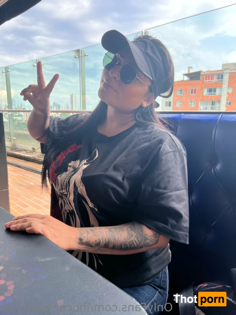 ANilUu Prada 14396320