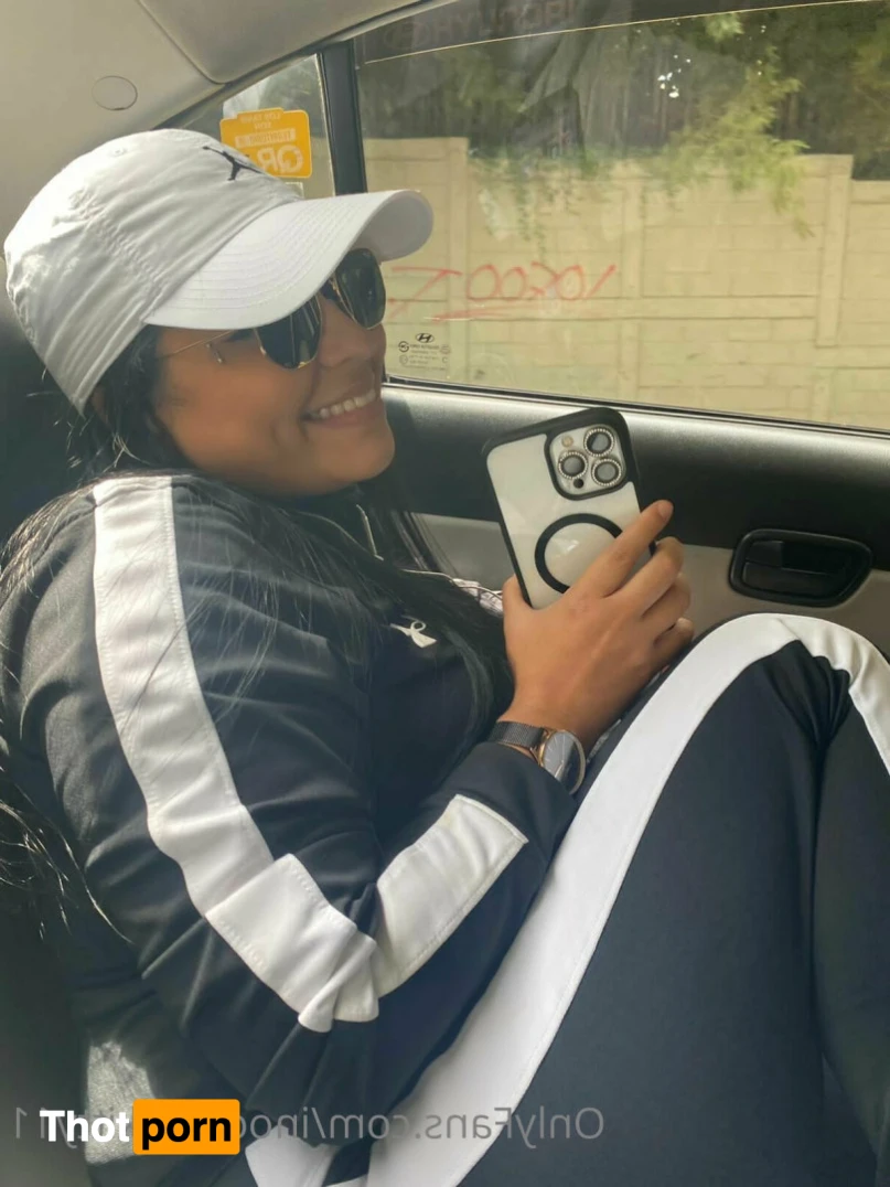 ANilUu Prada 14396917