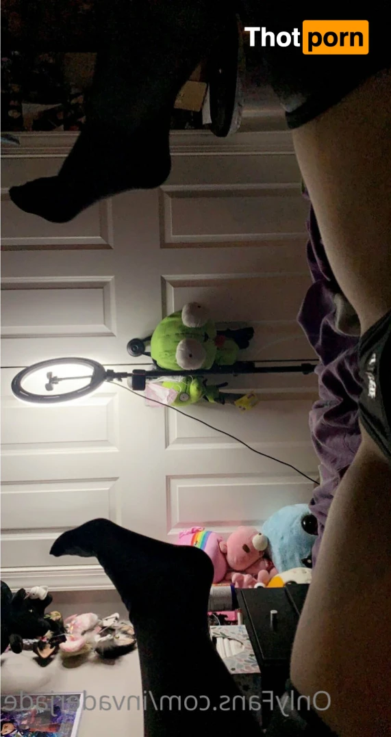 Invader.jade 14389165