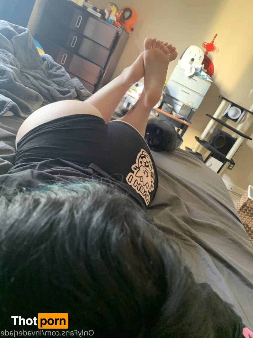 Invader.jade 14389291