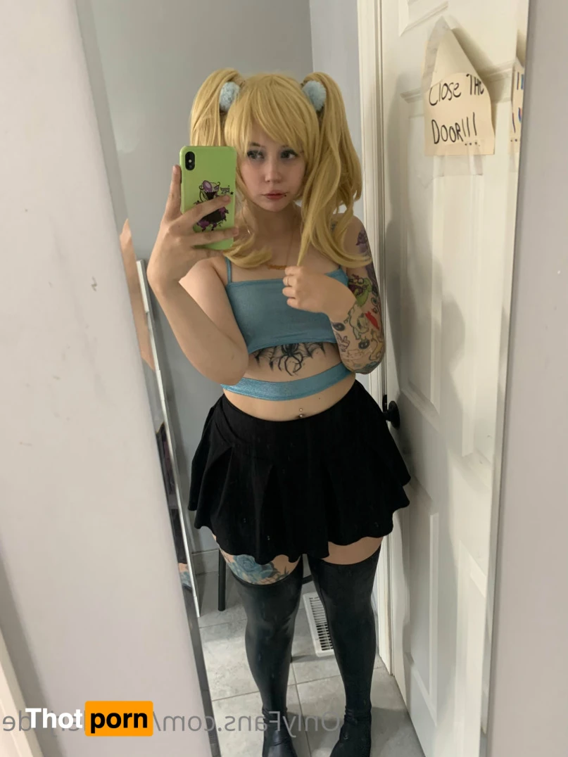 Invader.jade 14390901