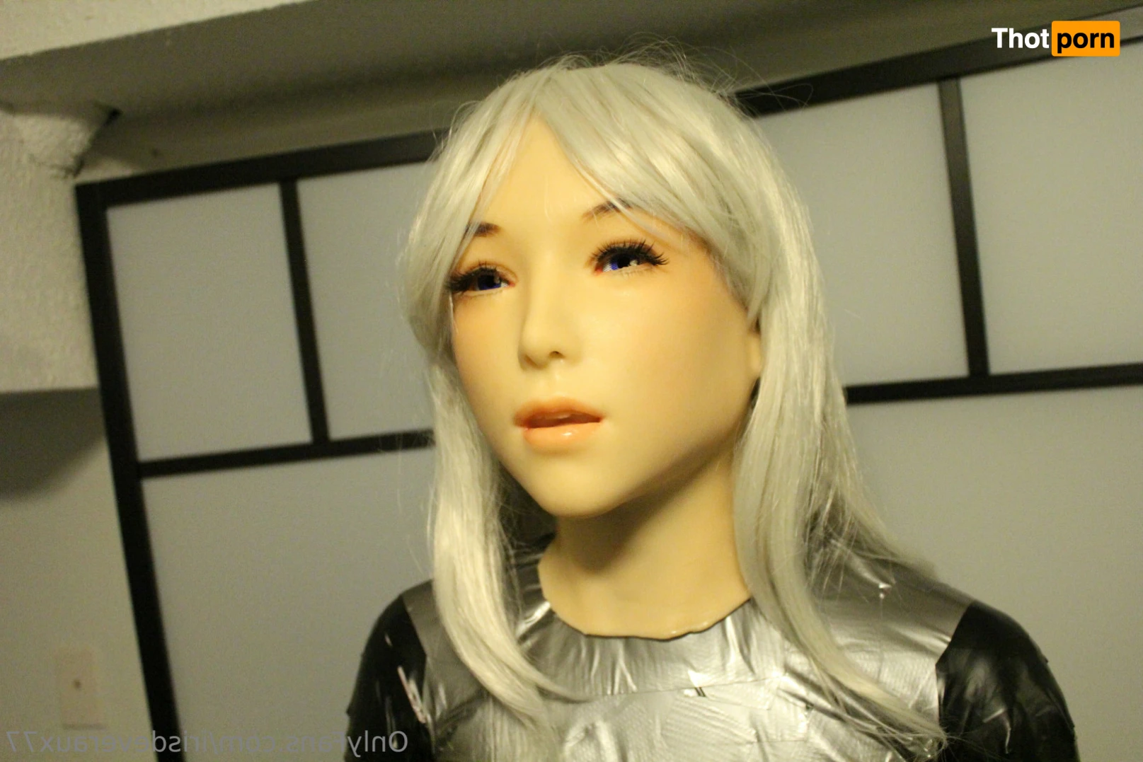 Iris Deveraux 14308635