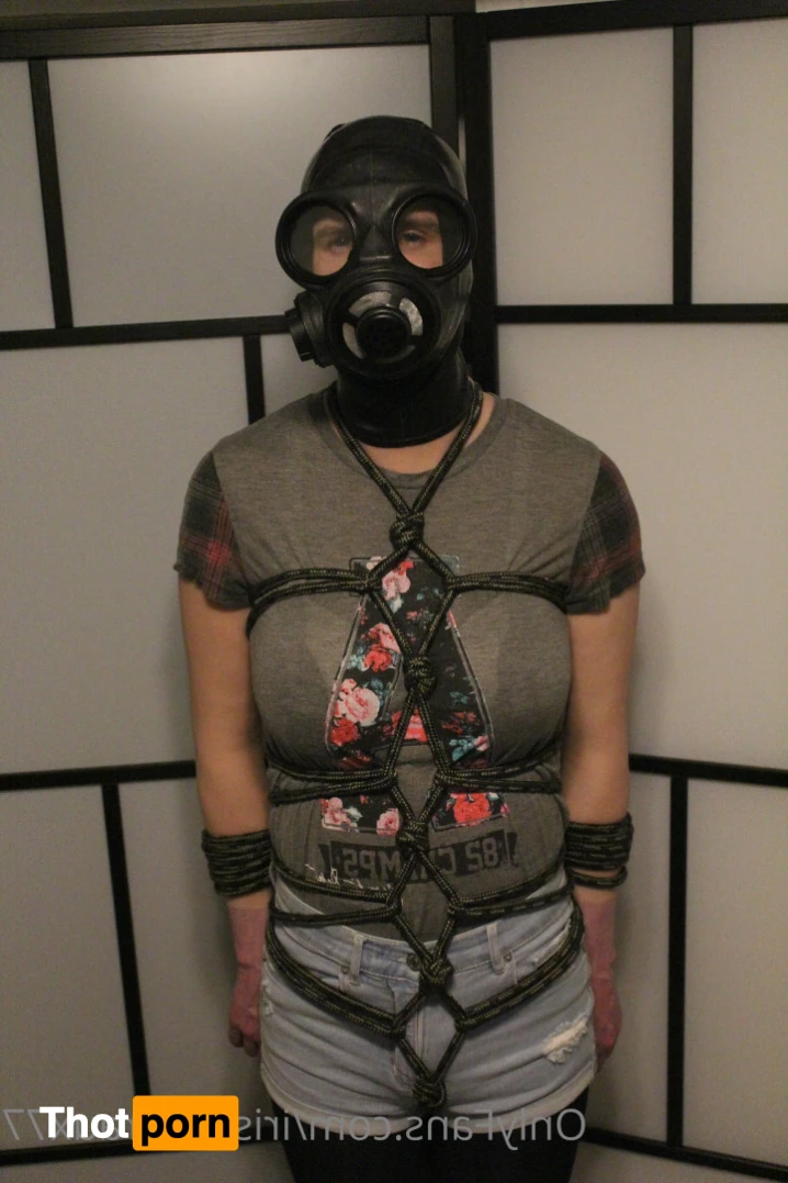 Iris Deveraux 14309069