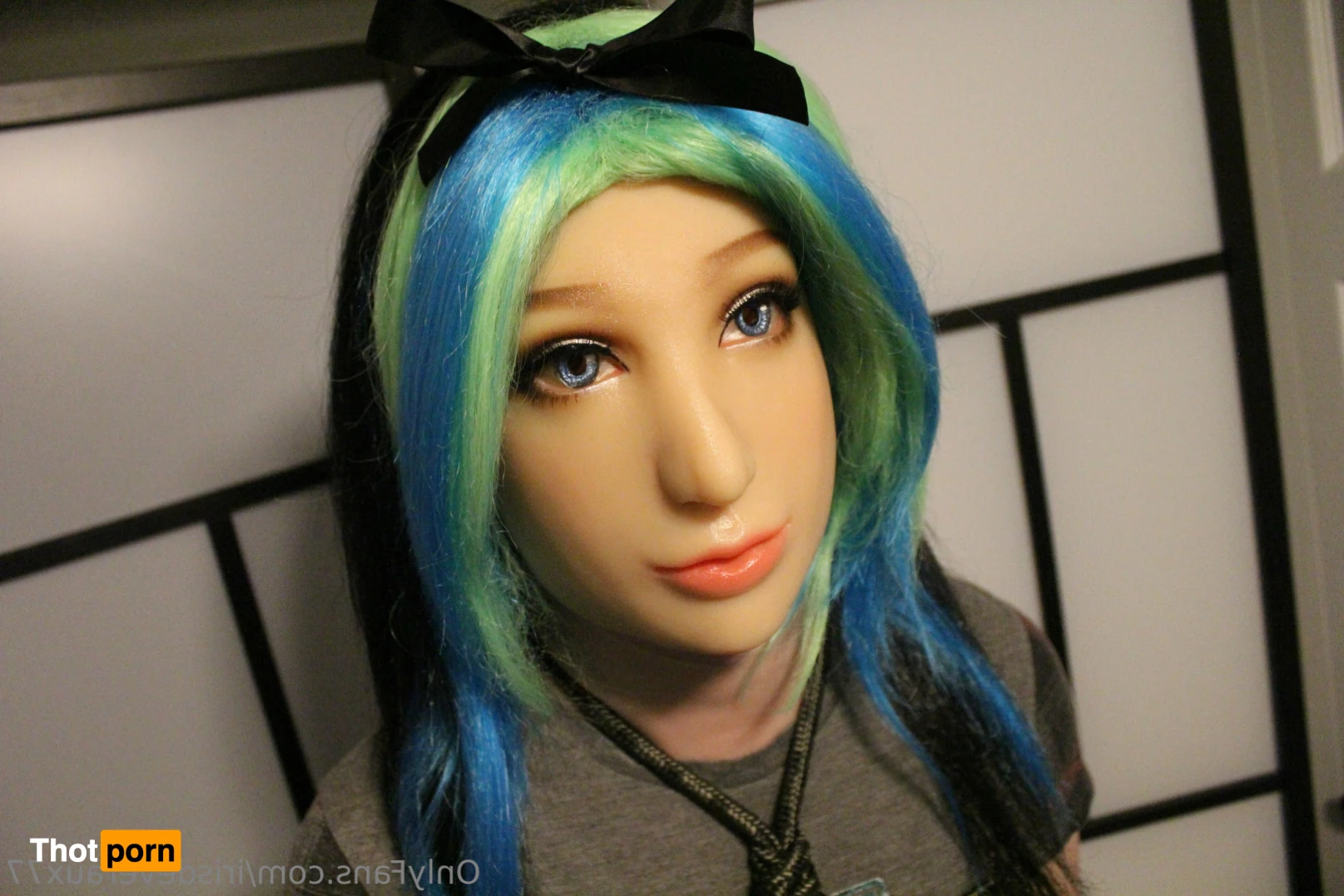 Iris Deveraux 14309718