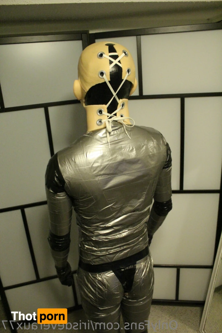 Iris Deveraux 14310499