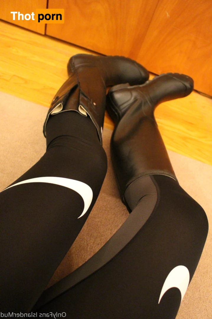 IslanderMud 14302291