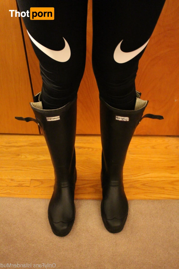 IslanderMud 14302417