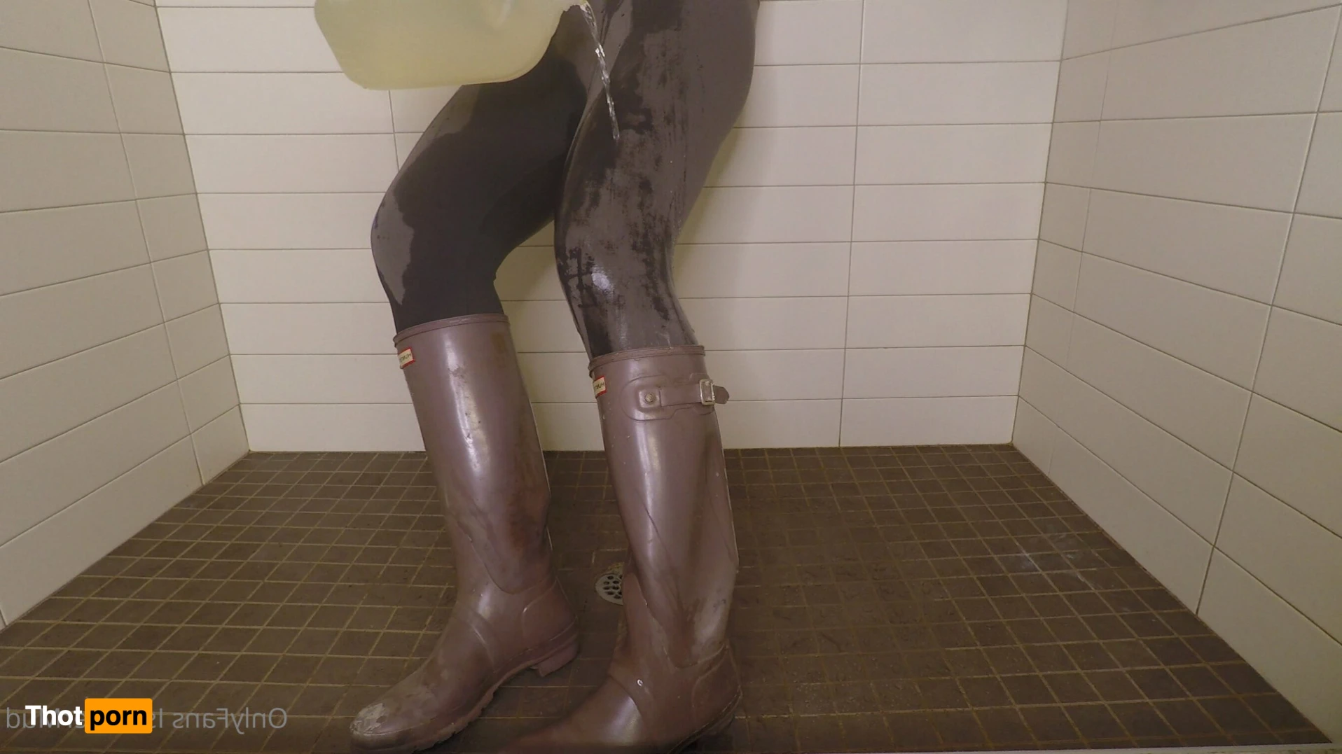 IslanderMud 14302605