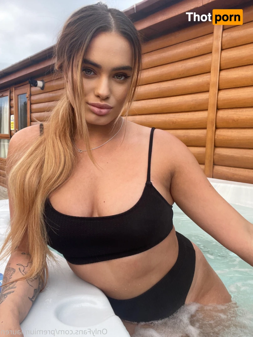 Your Abbie 😚🤎 14256310