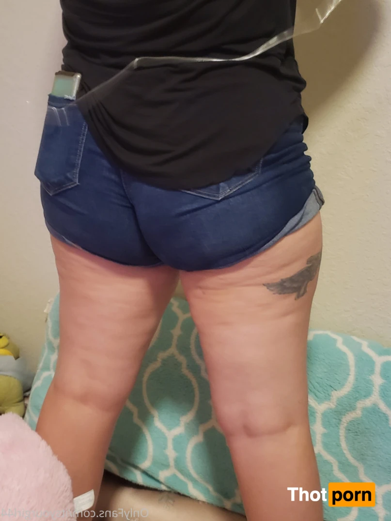 Its your girl 14178172