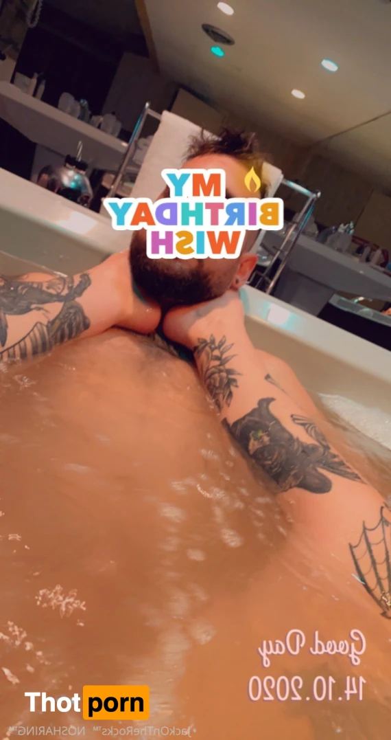 JackOnTheRocks 14011836