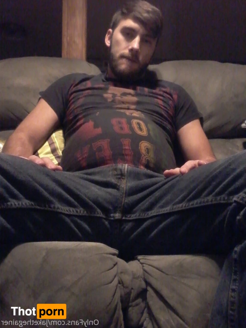 Jacob W Holt 13956092