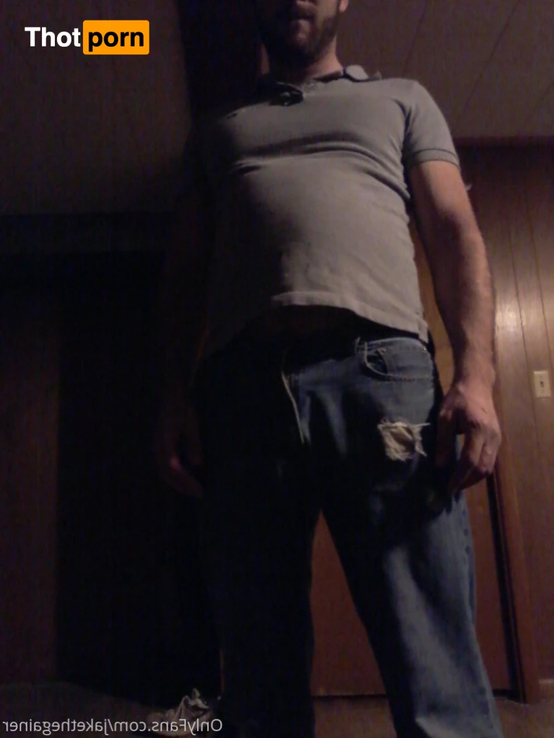 Jacob W Holt 13956281