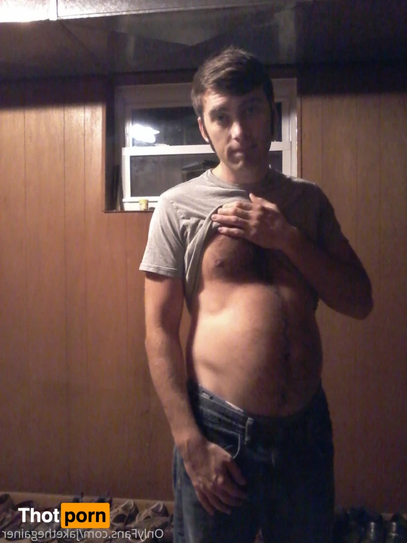 Jacob W Holt 13956574