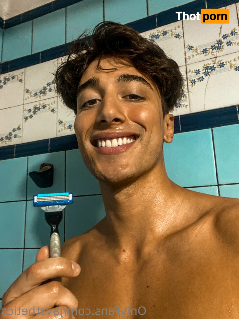 Javier Leiv 13895631