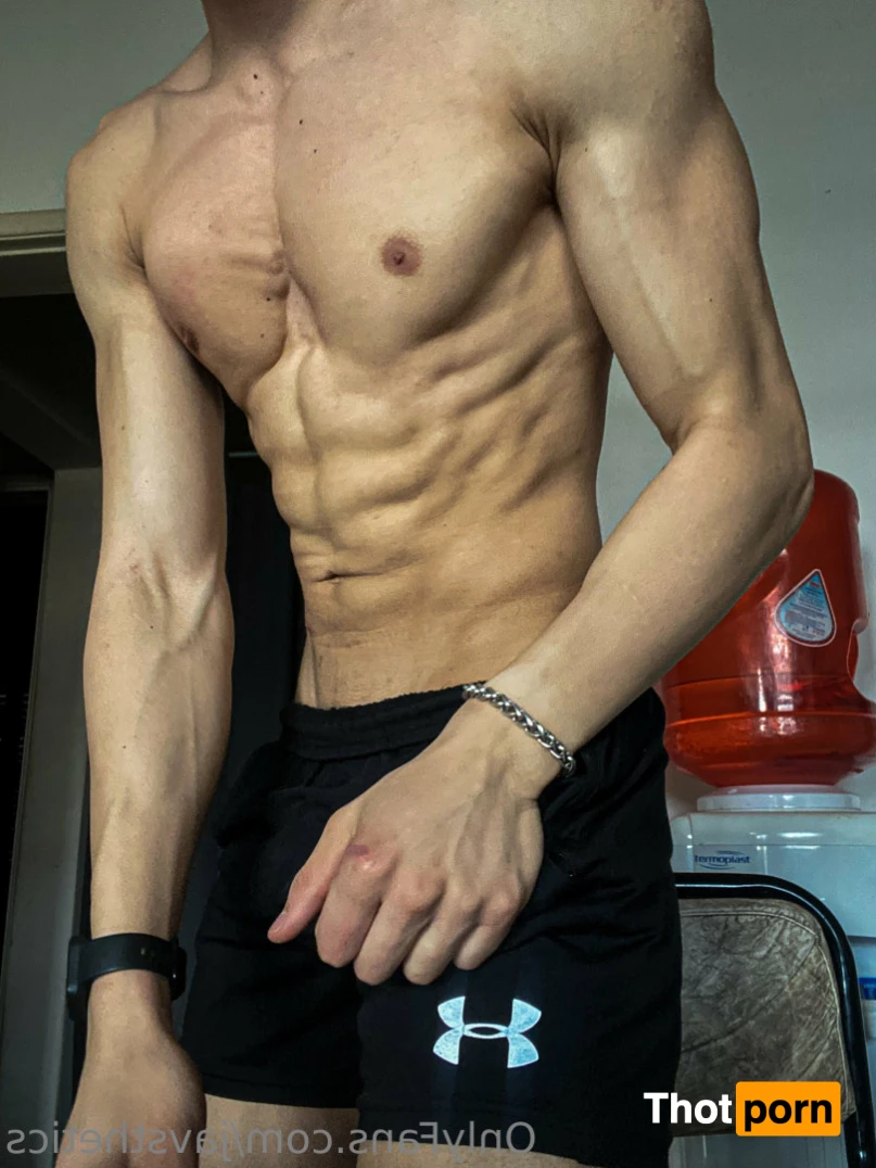 Javier Leiv 13895977