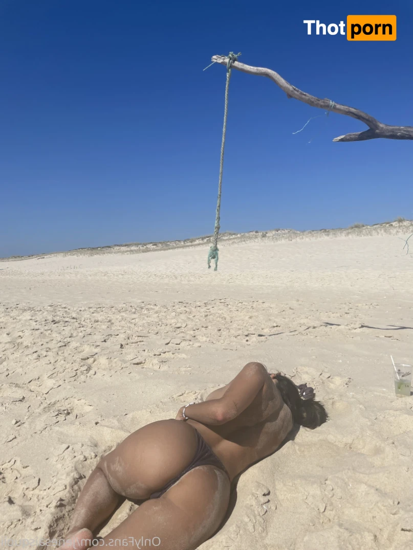 Je Ne Sais Quoi 13814352