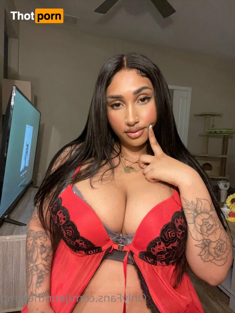 jenn ❤️ 13642444