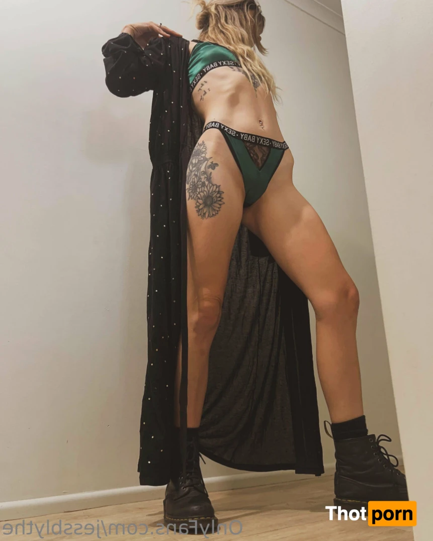 Jess 🍑 top 1.9% 13628425