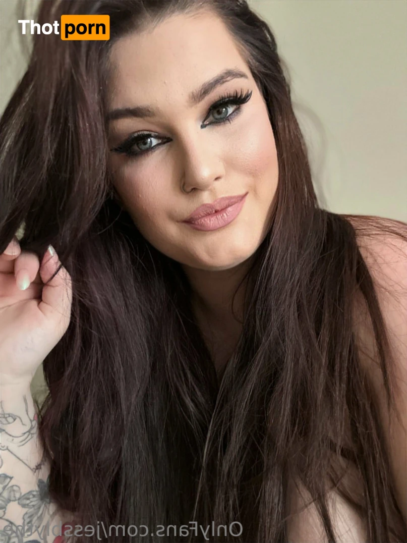 Jess 🍑 top 1.9% 13628741