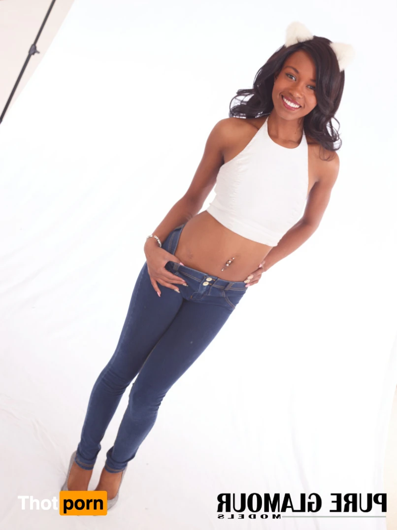 Jezabel Vessir 13002371