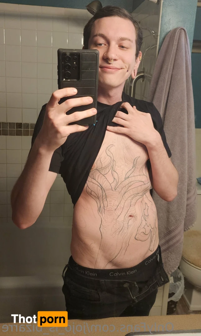 Jojo_Is_Bizarre 12874025