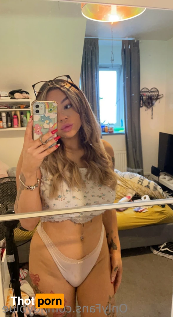 Joy Blue 🦋 11028416