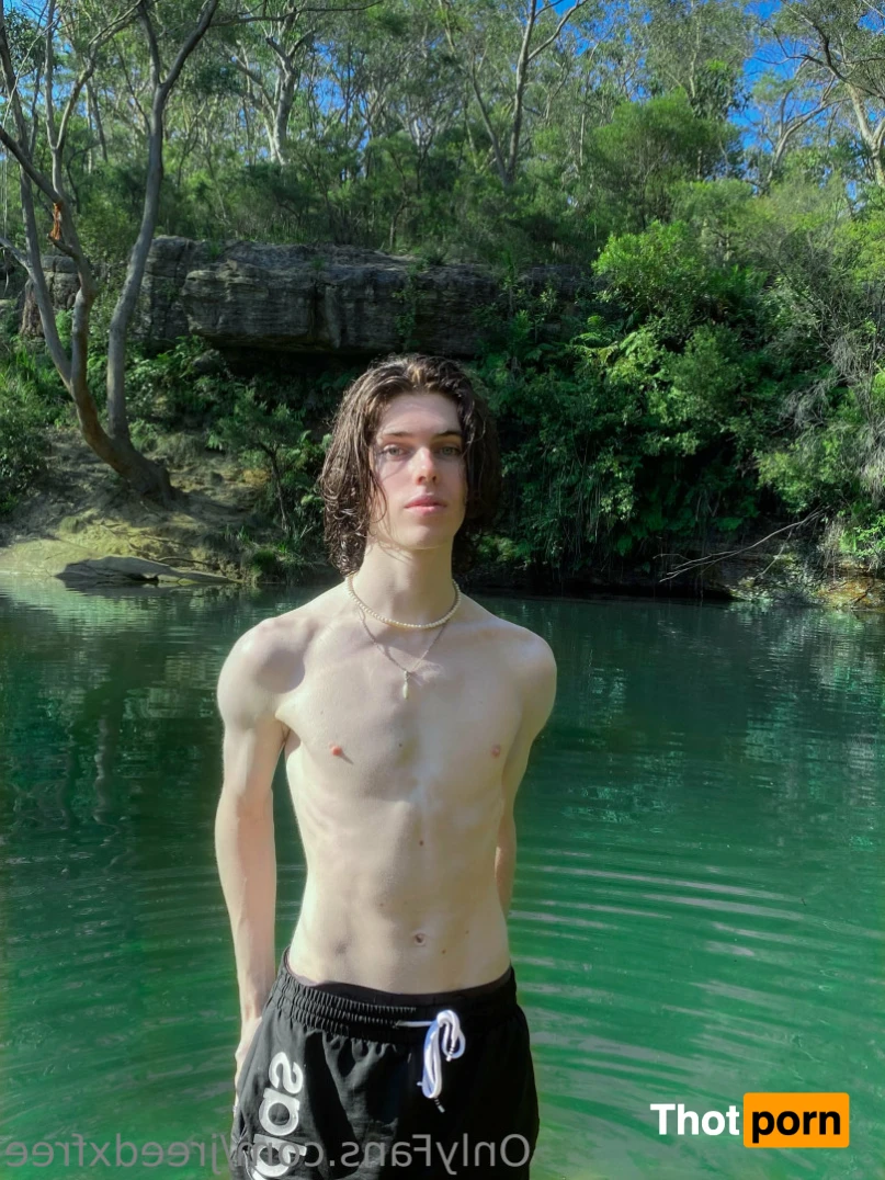 Jackson (Free) 12831592