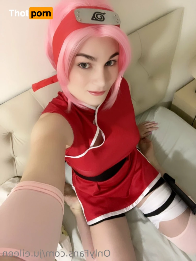 Julia Eileen 12829466