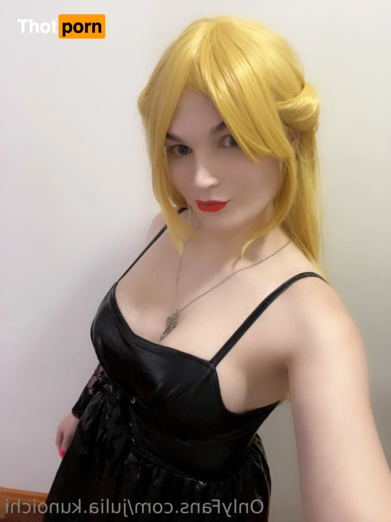 Julia Eileen 12831026