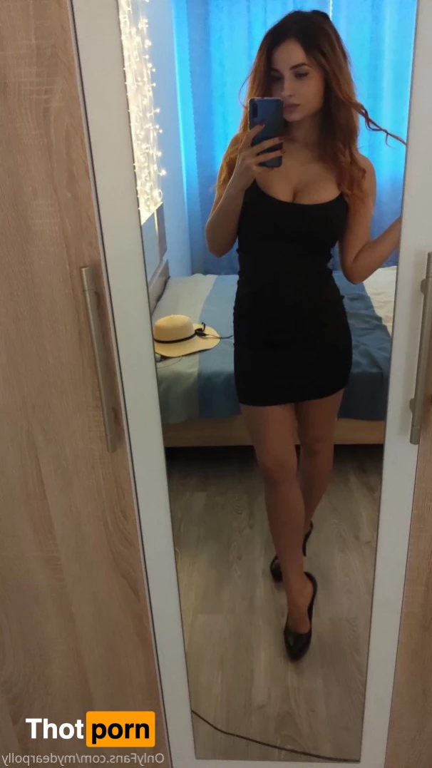 Angelina Love 861122